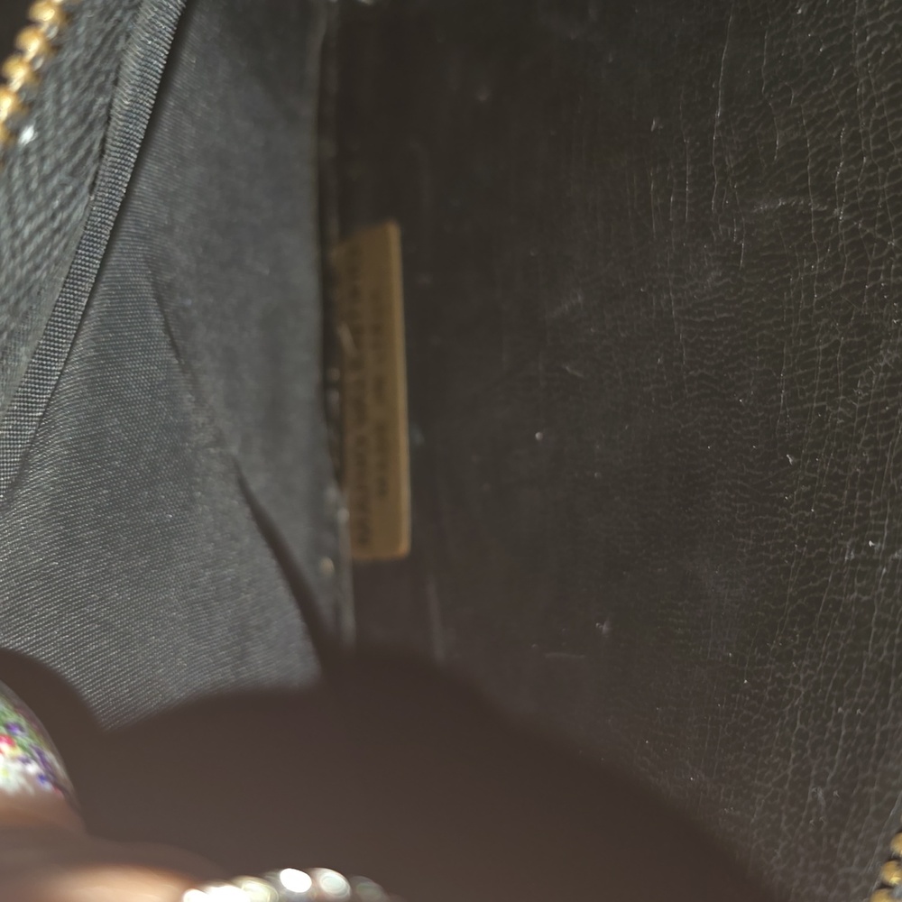 Elegant Mario Valentino Black Leather Unisex Shoulder Bag - Picture 4 of 8